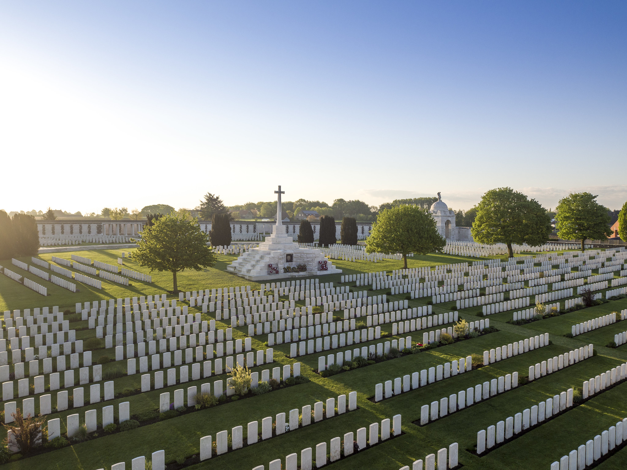 Tinecote cemetry WW1